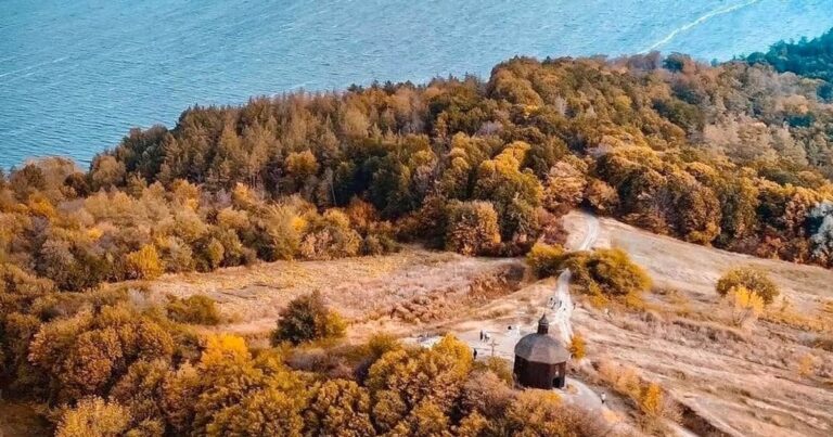 Витачів: Несподіваний туристичний вибух над Дніпром 7 Витачів: Несподіваний туристичний вибух над Дніпром 4