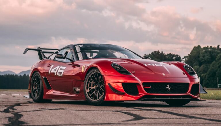 Ferrari 599XX Evo: унікальний гоночний монстр продається за 2,5 мільйона євро 20 Ferrari 599XX Evo: унікальний гоночний монстр продається за 2,5 мільйона євро 20
