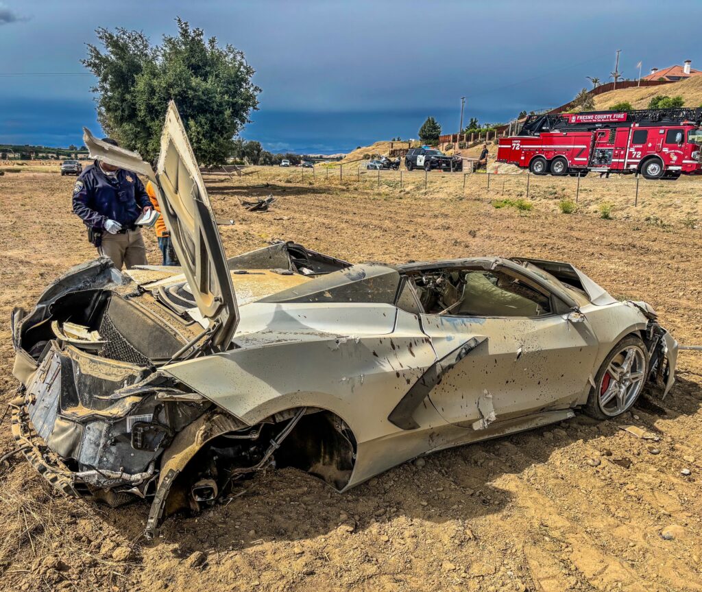 Corvette C8 розбився: водій дивом уникнув смерті 2