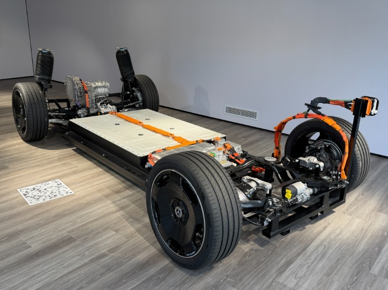 Mercedes VLE 2028: Новий люксовий шедевр, що перевершив очікування 6