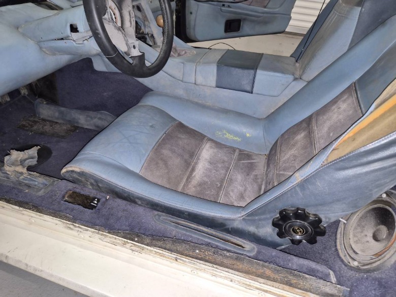 Lotus Esprit 1988: за $6500 – це шанс врятувати чи кошмар для колекціонера? 4