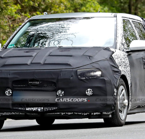 Бомба Новини 29 Hyundai готує малий хетчбек у стилі Santa Fe