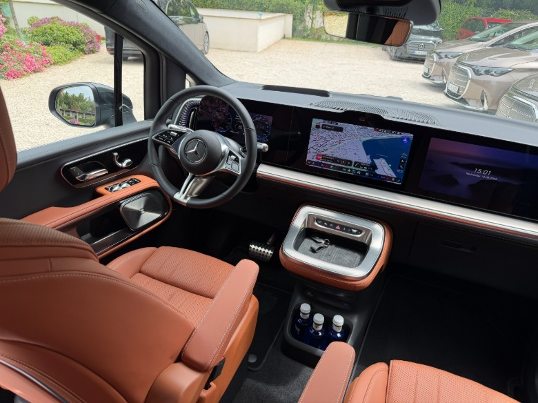 Mercedes VLE 2028: Новий люксовий шедевр, що перевершив очікування 8