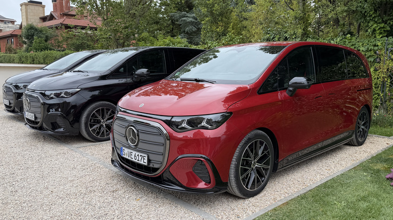 Mercedes VLE 2028: Новий люксовий шедевр, що перевершив очікування 1