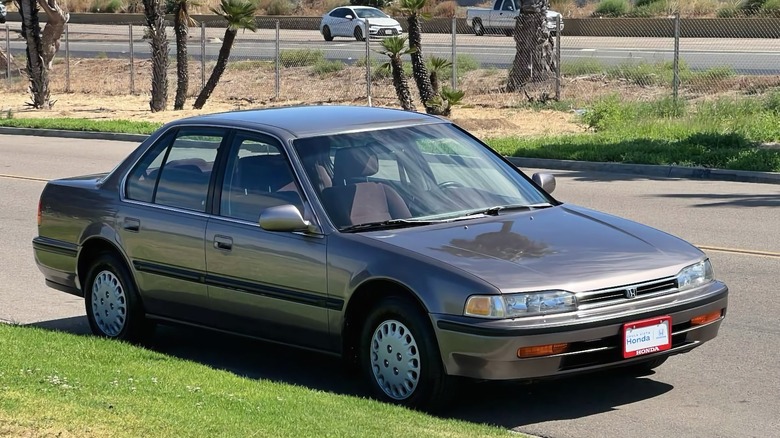 1992 Honda Accord LX: чи вартий $4999 своїх грошей 1