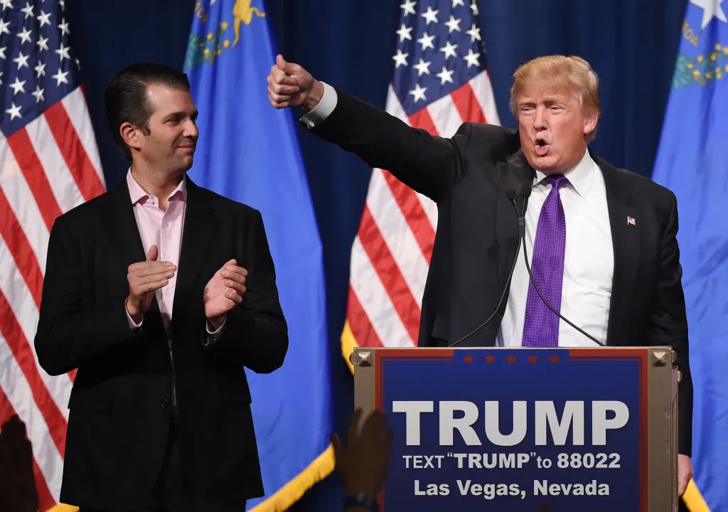 Трамп-молодший: Весілля "невчасно", але татусь "спробує бути" 4