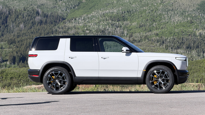 Rivian R2 2027: перевершив усі сподівання, вже у продажу 2