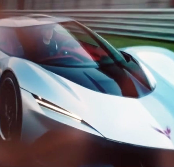 Бомба Новини 26 Corvette C9: ШІ допомагає, але кермо все ще в руках…