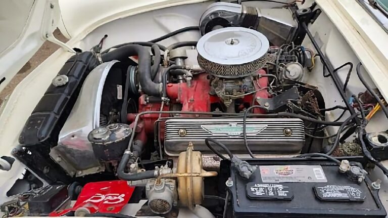 Ford Thunderbird 1956: Класичний кабріолет за копійки чи пастка для колекціонера 8