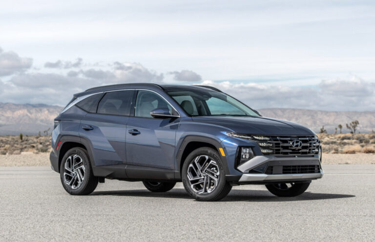 Hyundai Tucson: водії ризикують залишитись без панелі приладів просто в дорозі 21