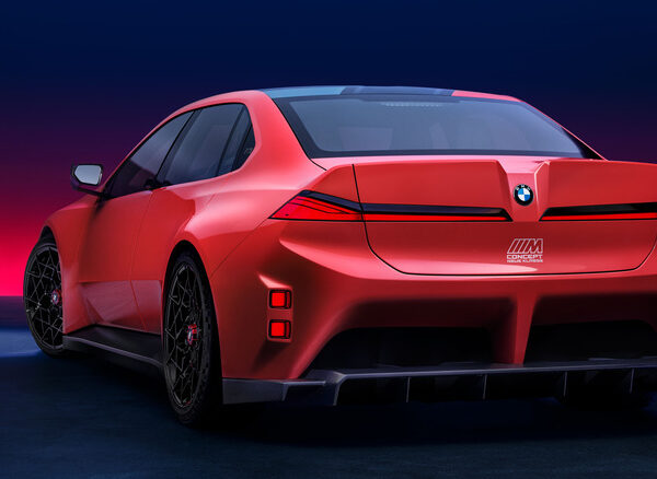 Електричний BMW M3: 1000 сил у передчутті революції