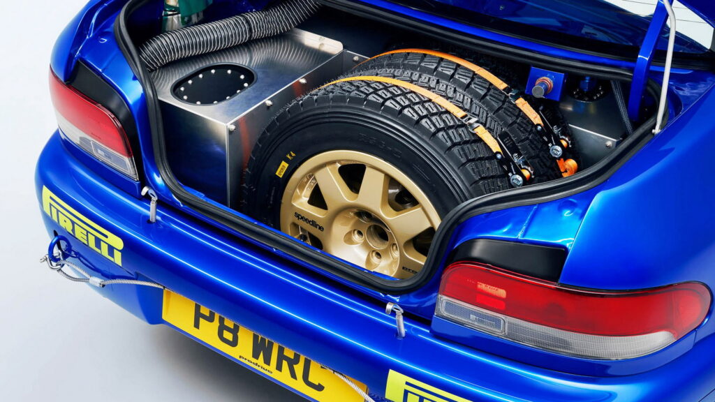 Subaru визнала: культовий дизайн — результат помилки, яку виправляли 1