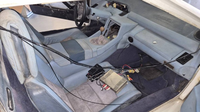 Lotus Esprit 1988: за $6500 – це шанс врятувати чи кошмар для колекціонера? 3
