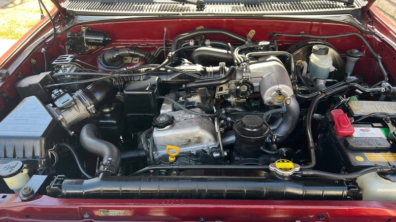 Toyota Tacoma 2003 4×4: за $12.500 — ідеальний пікап чи дорога іграшка