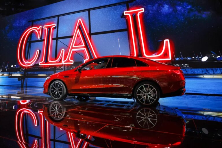 Mercedes зупинив CLA L в Китаї: чи врятує це бренд від провалу 8