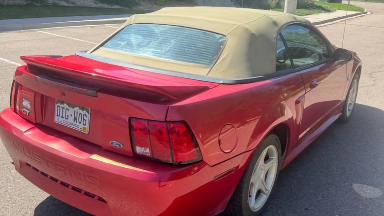 1999 Ford Mustang GT за $5,900: літній драйв чи зайві витрати 4