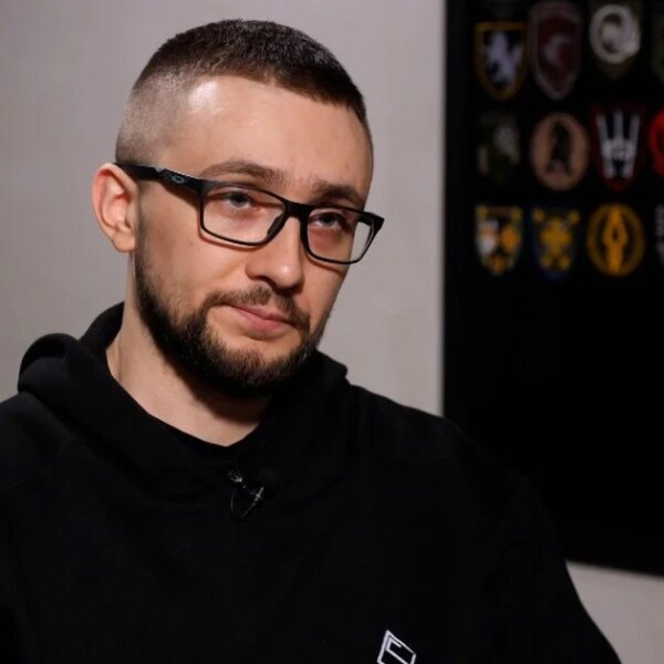 Бомба Новини 17 Шок! Катування та свавілля: Сирський “криміналізує” ЗСУ, – заявляє Стерненко