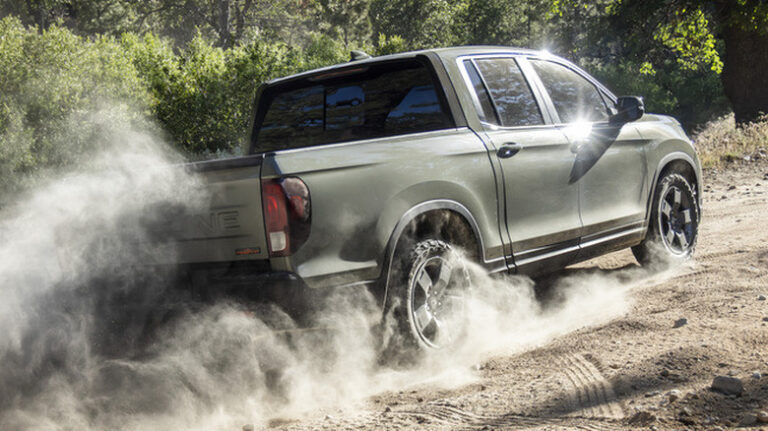 Новий Honda Ridgeline: пікап з гострими гранями з’явиться до 2028 року 35 Новий Honda Ridgeline: пікап з гострими гранями з’явиться до 2028 року 35