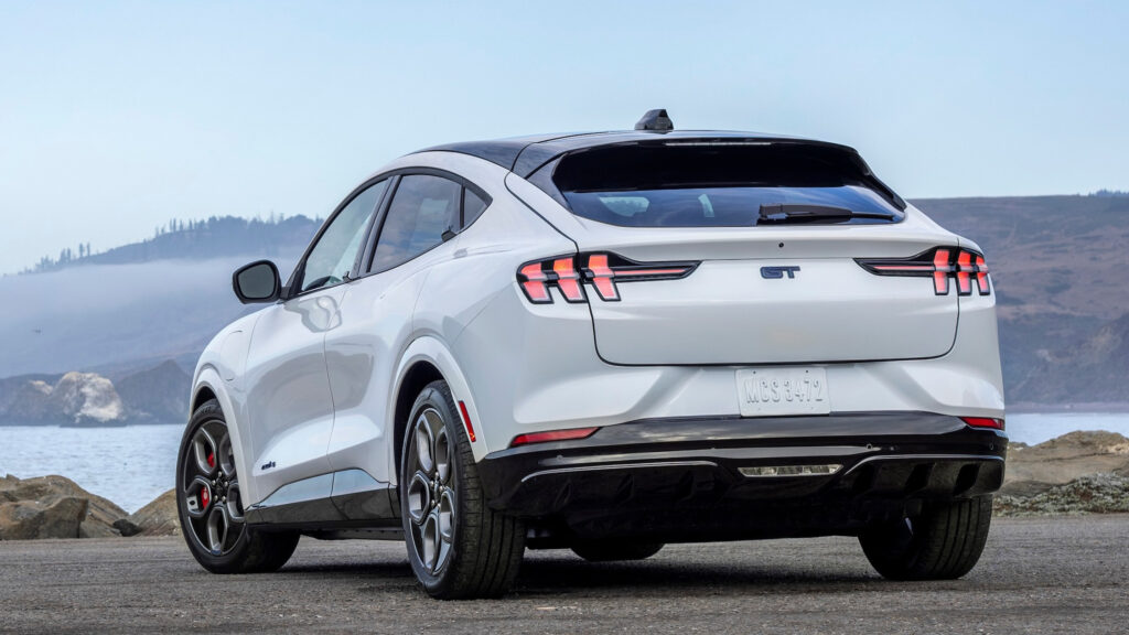 Ford проти покупця: битва за 1,3 мільярда доларів мита 3