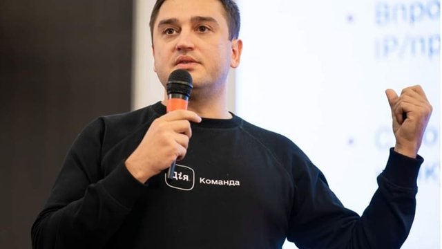 Штучний інтелект: Борняков завершив роботу в Мінцифри – прорив у технологіях майбутнього! 1