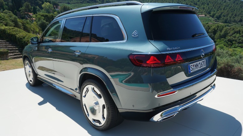 Mercedes-Maybach GLS680 2027: ще зухваліший оновлення позашляховика 3