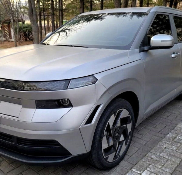 Hyundai Kona: брат-близнюк Ioniq, але з бензиновим серцем