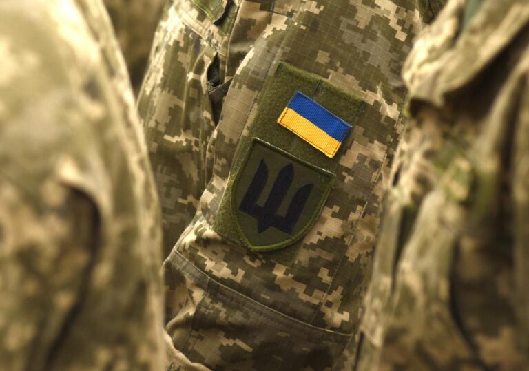 В Україні продовжили дію мобілізації та воєнного стану, – указ 1