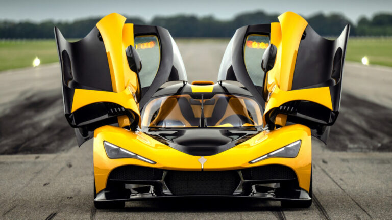 Pagani Huayra R Evo: V12-монстр, що рве докупи швидкість. 18