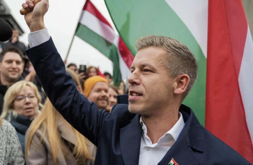 Угорщина заблокувала подальші переговори про вступ України в ЄС, – FT