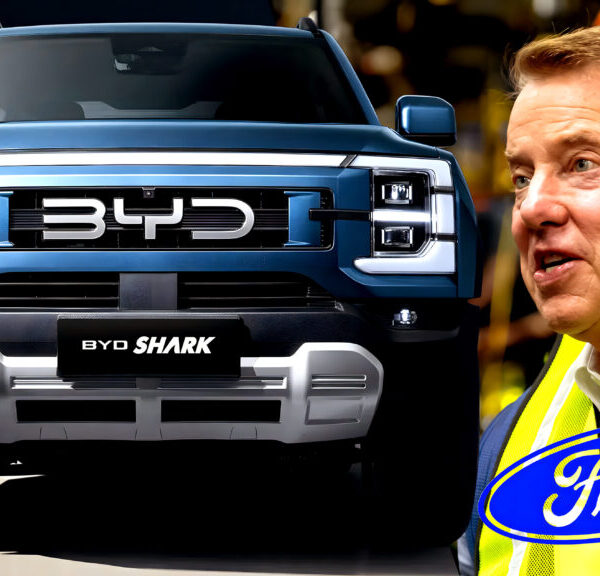 Бомба Новини 26 Ford: Китайські авто не зупинити, навіть зі стіною