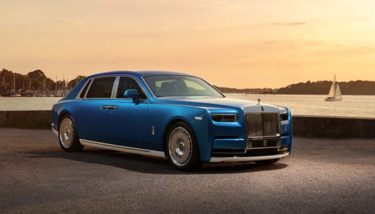 Phantom Regatta: 6-метрова сухопутна яхта від Rolls-Royce 11 Phantom Regatta: 6-метрова сухопутна яхта від Rolls-Royce 11