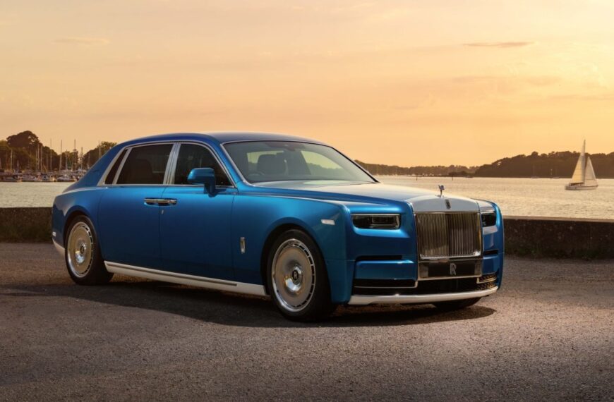 Бомба Новини 38 Phantom Regatta: 6-метрова сухопутна яхта від Rolls-Royce