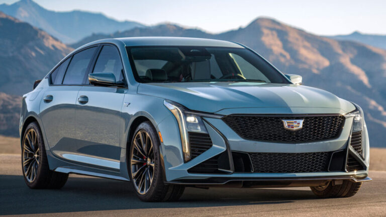 Cadillac CT5 обійшов кросовери: чи є майбутнє у седанів 19