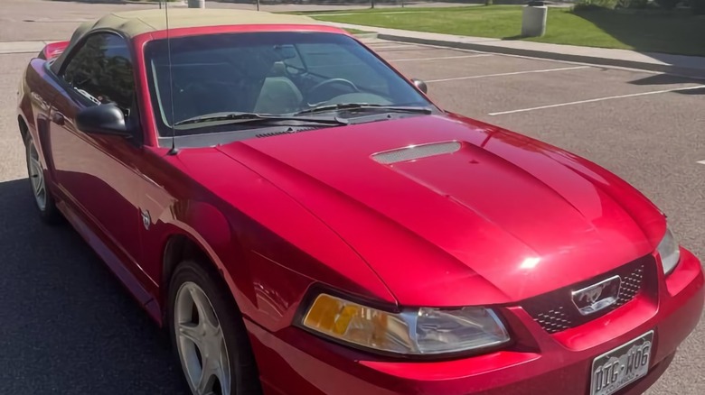 1999 Ford Mustang GT за $5,900: літній драйв чи зайві витрати 2