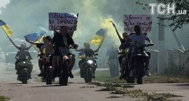 Шок! Свавілля у Глинянах: село прощається з братами-жертвами. 5