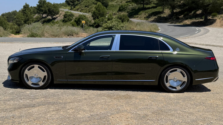 Mercedes-Maybach S580 2027: ультра-люкс седан проти світу позашляховиків 3