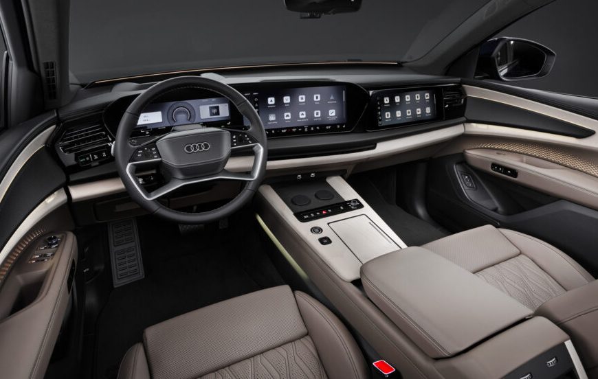 Audi Q8: позашляховик з унікальними вогнями і панорамним дахом ширшим за ліжко