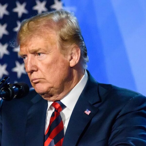 Суперечка демократів з Трампом щодо санкцій загрожує підтримці України, – The Telegraph