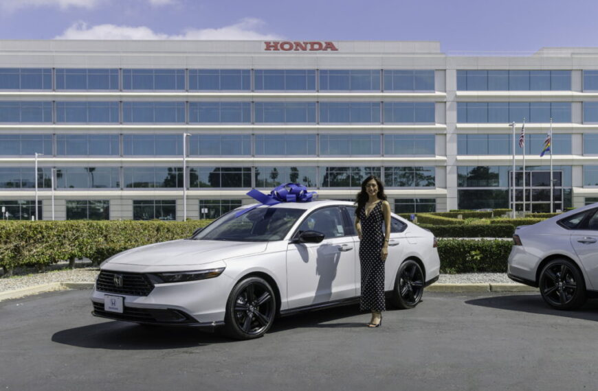 Honda Accord: 15 мільйонів продано, а сестра купила наступний