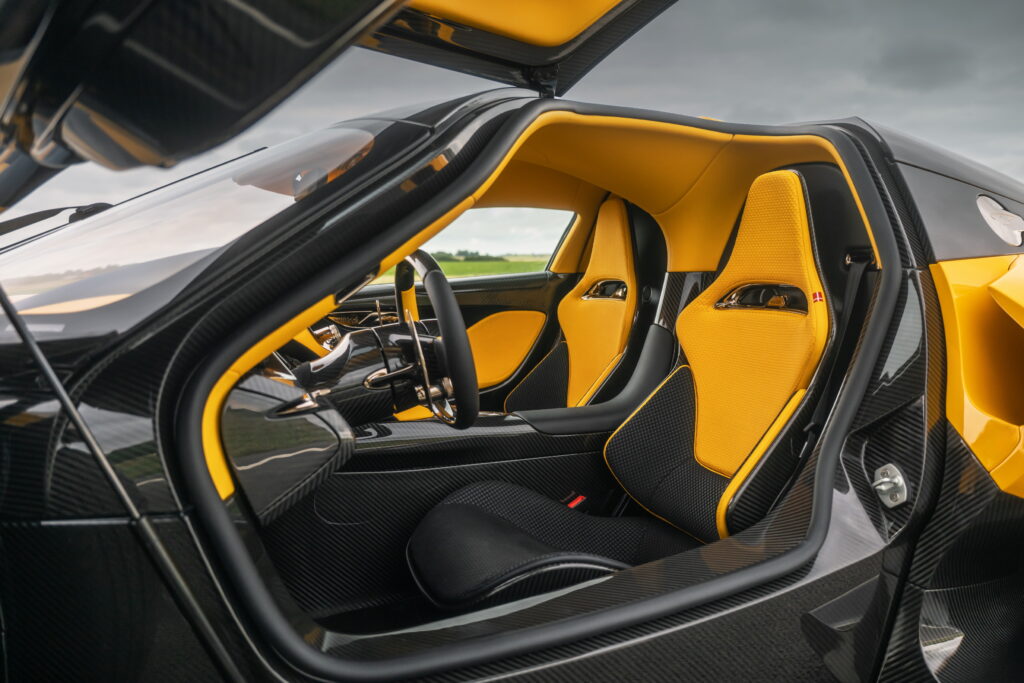 Pagani Huayra R Evo: V12-монстр, що рве докупи швидкість. 2 Pagani Huayra R Evo: V12-монстр, що рве докупи швидкість. 2