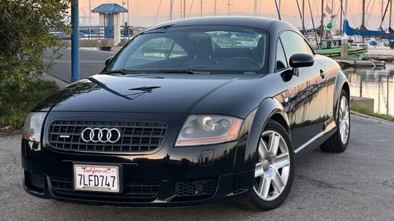 Audi TT 2004: Безцінний шедеврBauhaus за $6,900 4 Audi TT 2004: Безцінний шедеврBauhaus за $6,900 4