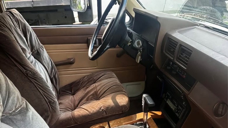 1985 Toyota Mirage за $8,000: чи стане цей кемпер вашим новим домом 3