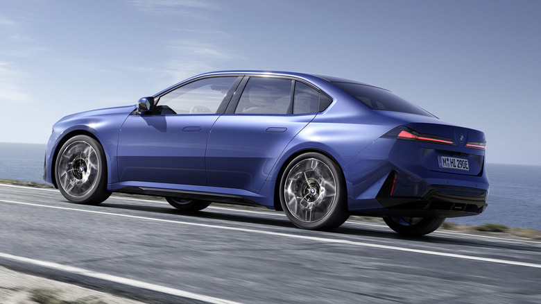 BMW i4 Кабріолет: електрична прем'єра, яка захоплює 2
