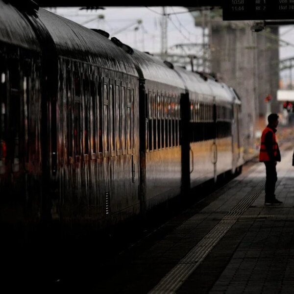Полька в метро Гамбурга порівняла українок з Гітлером