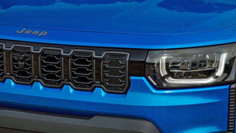 Новий Jeep Cherokee: від Мексики до США, прем'єра вже близько 33