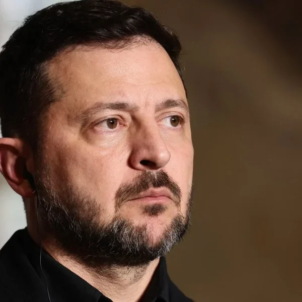 Шок: Зеленський б’є на сполох: ворожі балістичні ракети без санкцій!