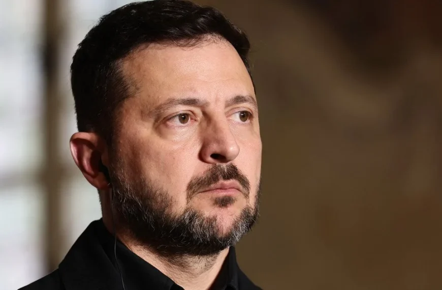 Шок: Зеленський б’є на сполох: ворожі балістичні ракети без санкцій!