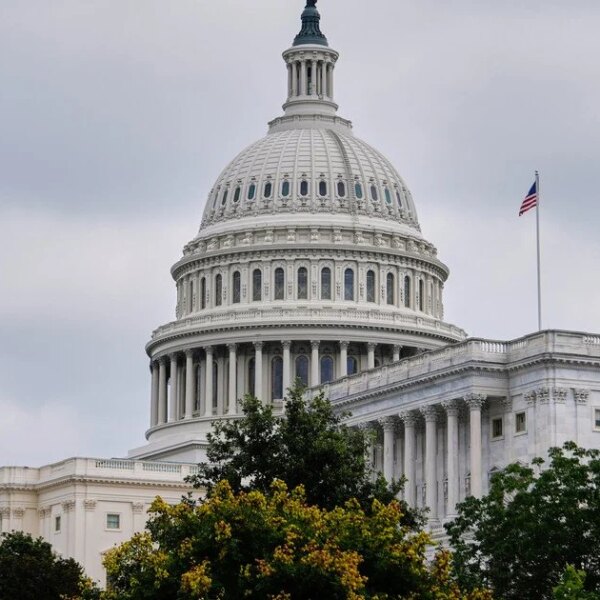 Сенатори США вимагають роз’яснень щодо обходу Росією санкцій