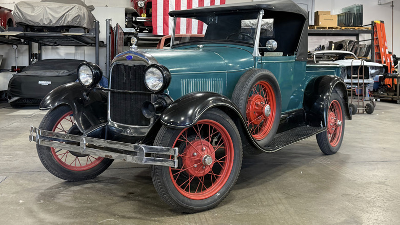 Автомобілі до 10 000 доларів: успішні лоти Monterey Car Week 2026 11