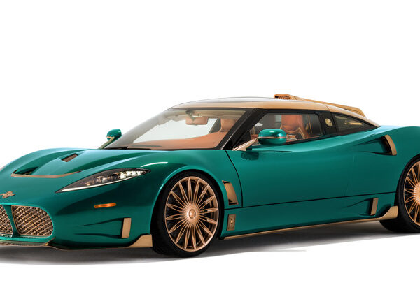Spyker повертається з 800-сильним купе C8 Preliator XXV з механічною коробкою передач